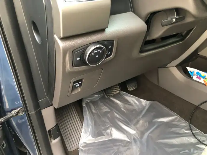 للبيع فورد اكسبيدشن موديل 2019م شاصي قصير XLT مالك أول 24