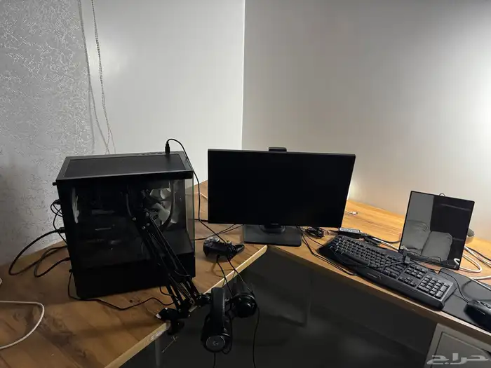 طاولة مكتب للبي سي زاويه 2