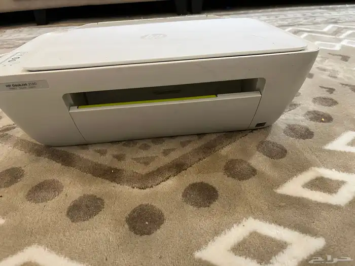 طابعه نظيفة جدا بدون سلك يحتاج سلك بس 4