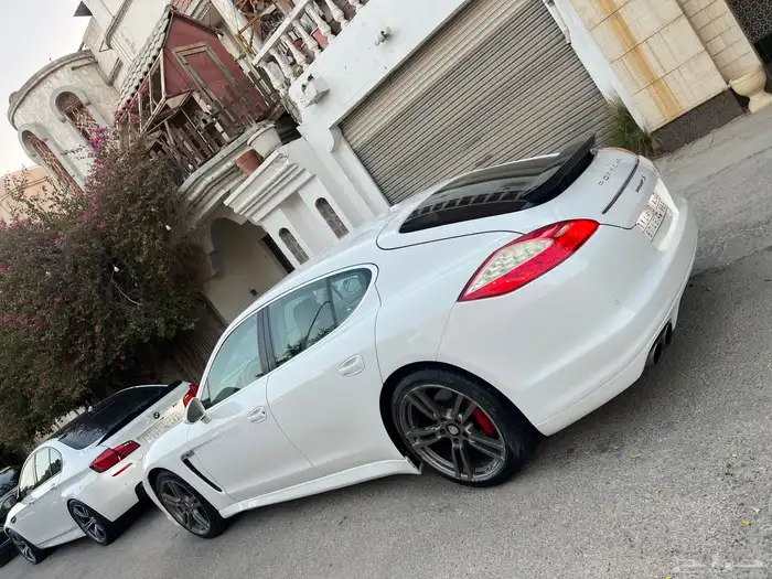 بورش باناميرا s 2010 5