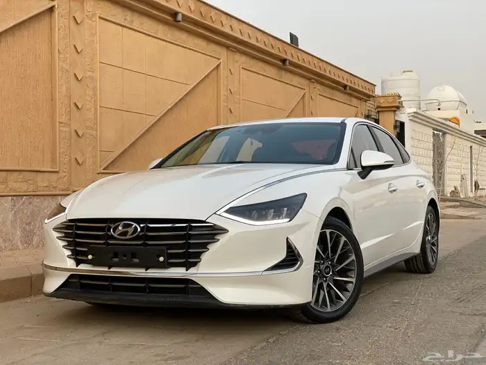 هونداي سوناتا 2020 فل كامل نظيف للبيع بطاقة جمركية 0