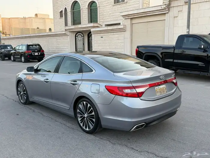 هونداي ازيرا 2016 ماشي 155 الف 1