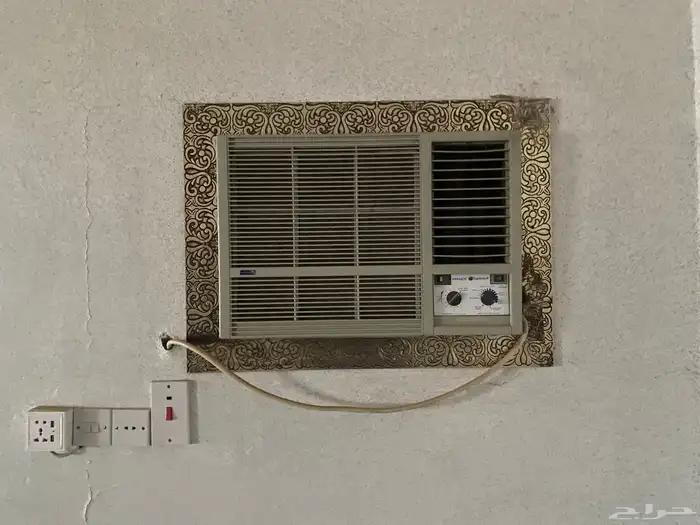 مكيفات. ثلاجة. و اغراض كثيرة 4