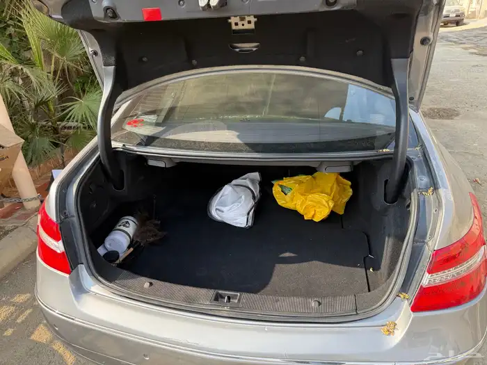 للبيع مرسيدس E250 كوبيه 2010 نظيف غاية المستخدم 17