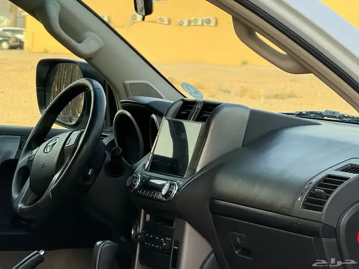 تويوتا برادو 2012 (V6)سعودي 9