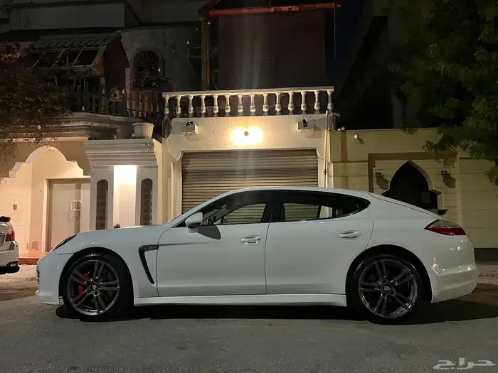 بورش باناميرا s 2010 10