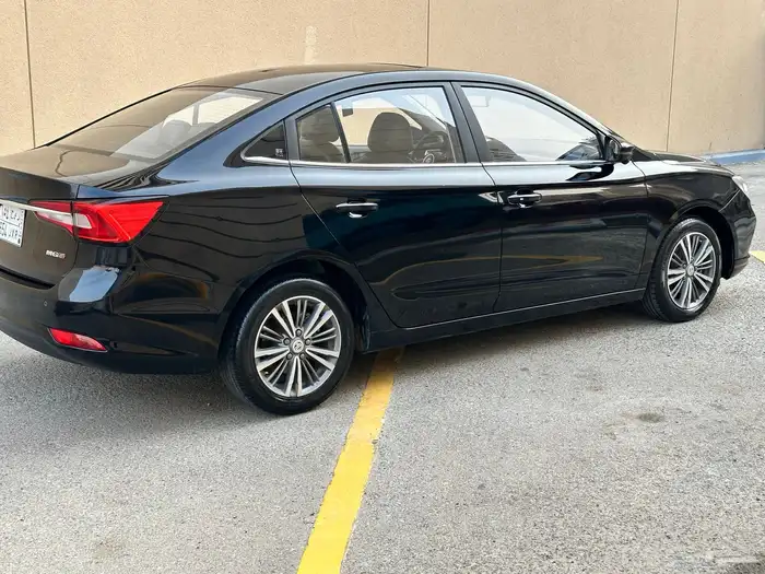 أم جي 5 فل كامل 2023 8