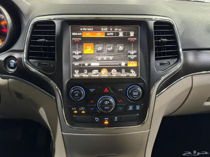 جراند شيروكي ليمتد 2014 (( بحالة ممتازة )) 30