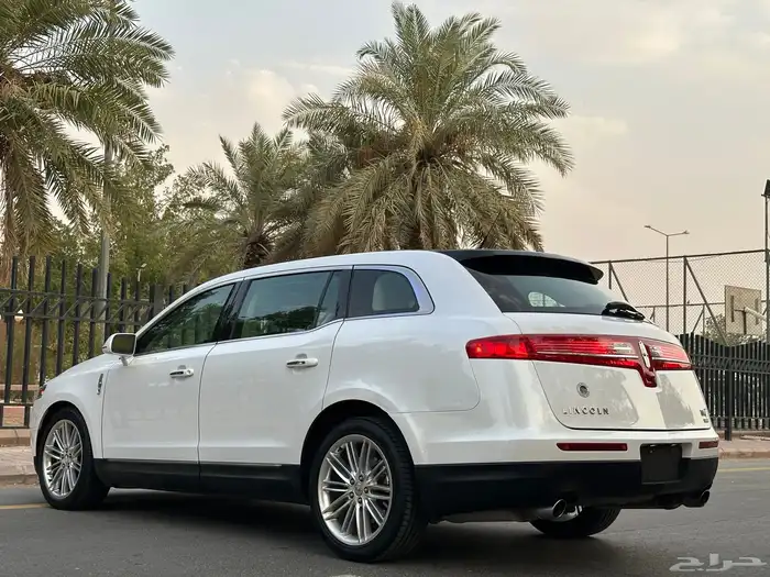 لينكون MKT موديل 2013 فل كامل 13