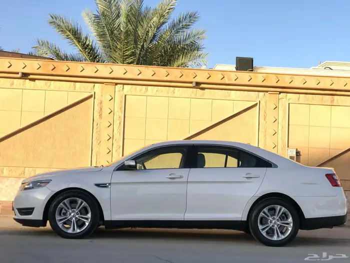 فورد تورس SEL 2014 نص فل نظيف للبيع 1