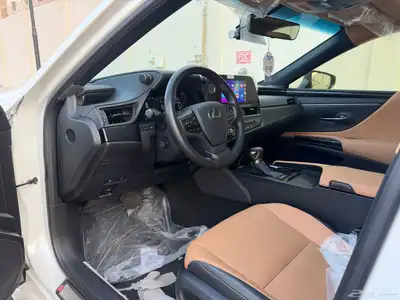 للبيع لكزس 250AA index