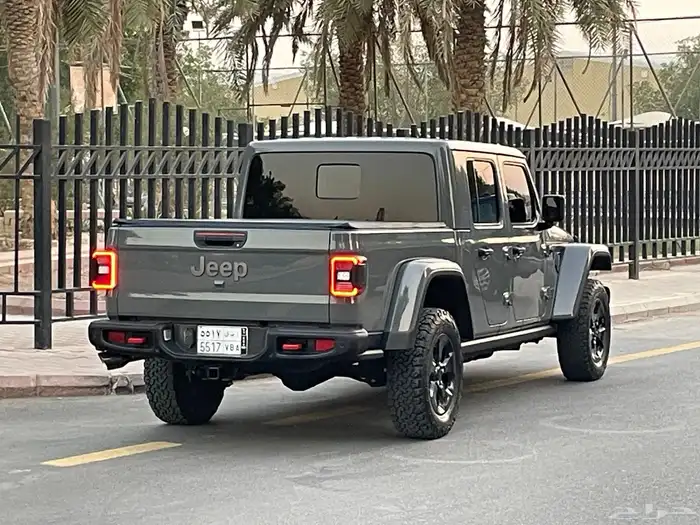 جيب رانجلر جلاديتور 2021 روبيكون نظيف جدا بحال الوكاله 29