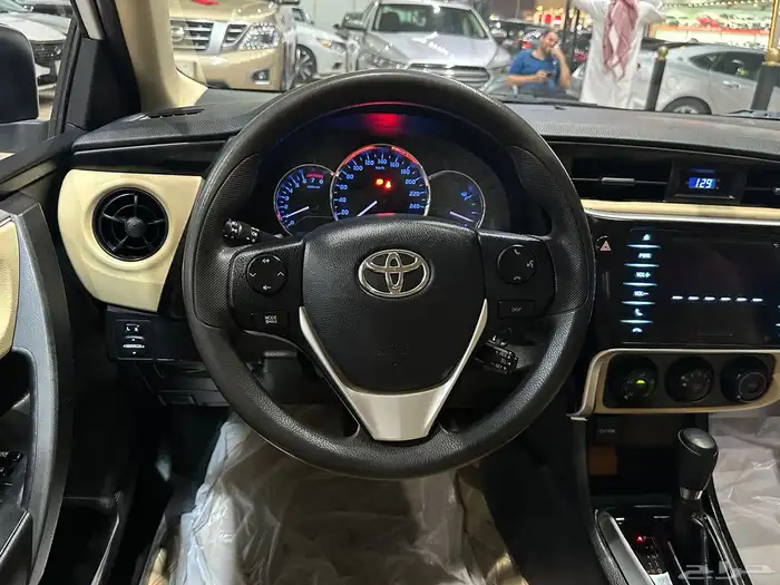 تويوتا كورولا موديل 2018 نص فل 16