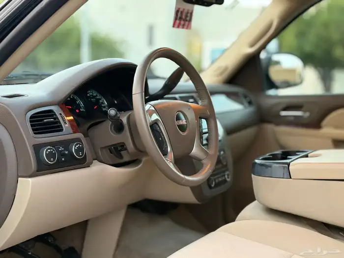 للبيع جي ام سي يوكن 2011 دبل 33