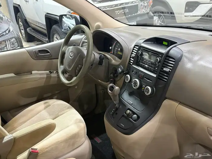 كيا كرنيفال 2015 9