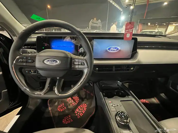 فورد تورس امبيانتى 2026 10