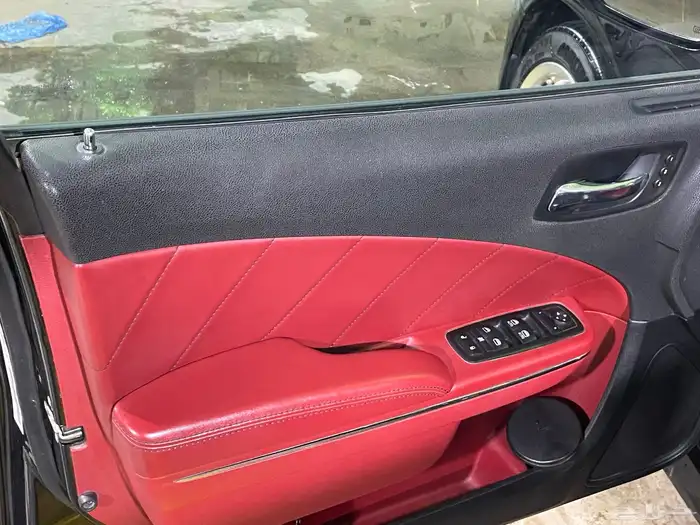 تشارجر R T 2013 8