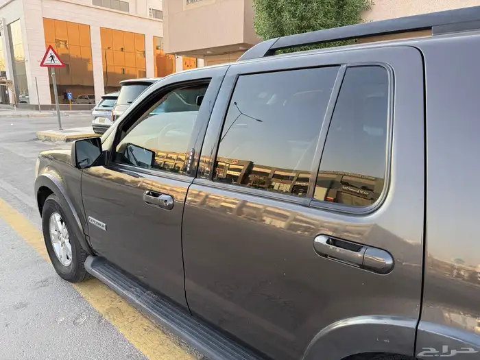 فورد اكسبلورر 2007 نظيف جدا 5