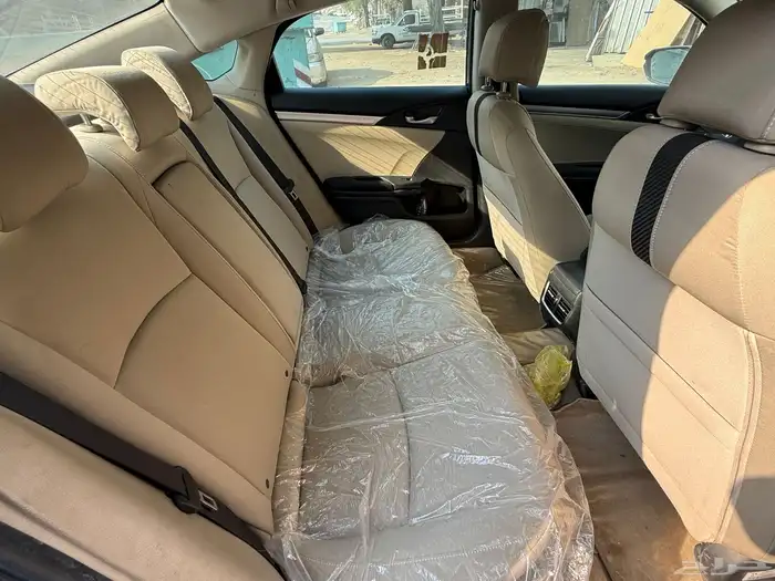 Honda Civic 2019 10