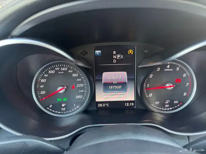 مرسيدس C200 موديل آخر 2015   حالة ممتازة 1