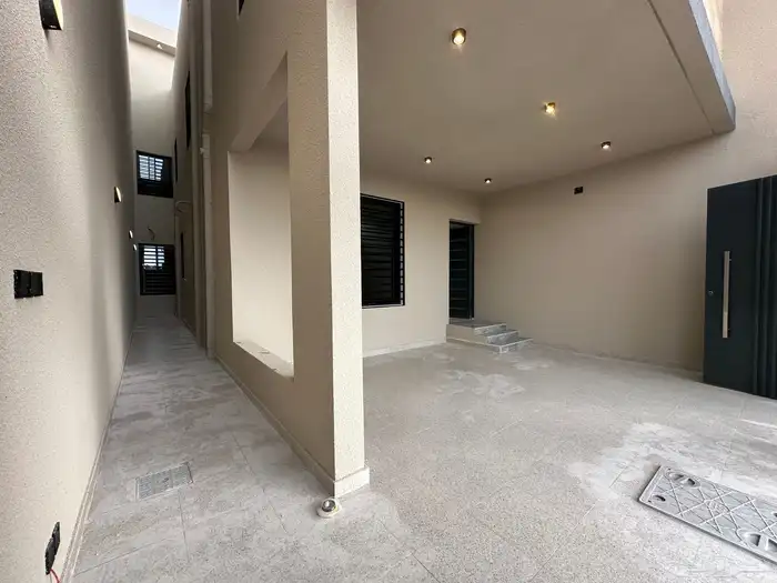 دور ارضي بحوش مدخل مستقل في احد رفيدة حي النزهة بسعر حصري 4