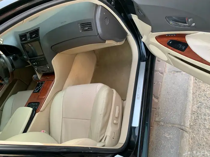 للبيع لكزس جي اس350 2007بلد 11