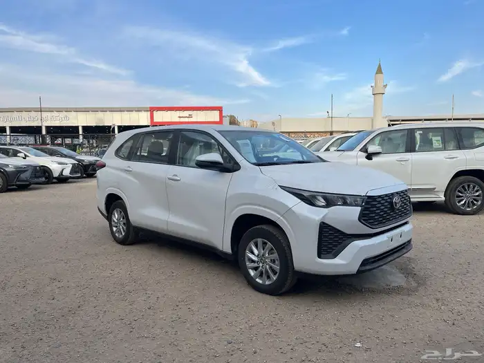 تويوتا انوفا 2025 GL 1