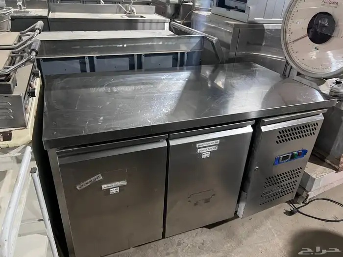 ساج شورما وساج فطير وطولت مغسل وسخان أمركي وثلاجة تجميد و 7