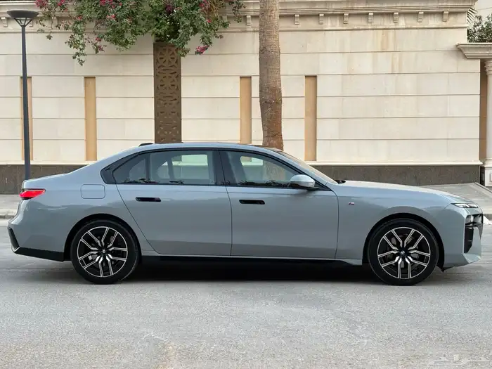 بي ام 735  Kit M 2