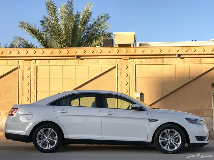 فورد تورس SEL 2014 نص فل نظيف للبيع 5