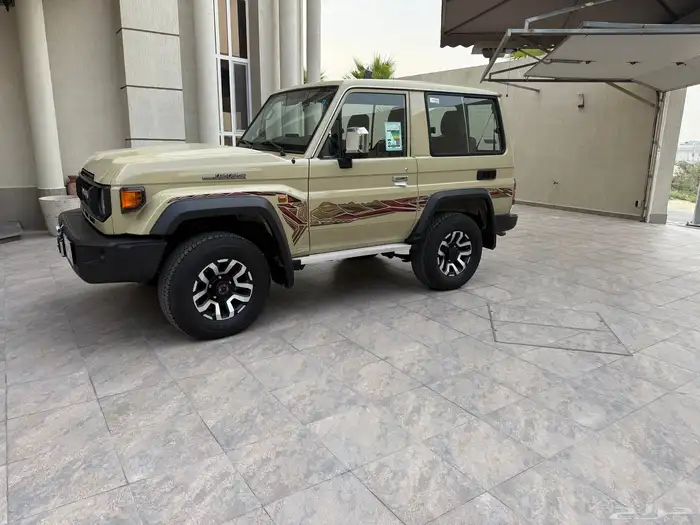 تويوتا ربع 2025 ماشي 8500 سعودي فل 2