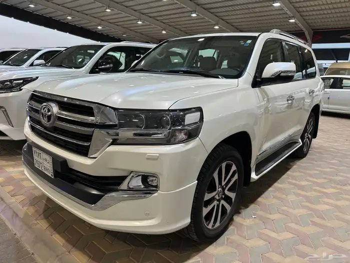 لاندكروزر 2019 GXR تورنق 0