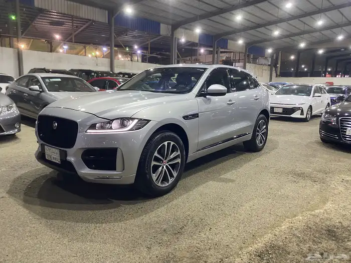 جاكوار F Pace R Sport ستة سلندر سوبر تشارج 8