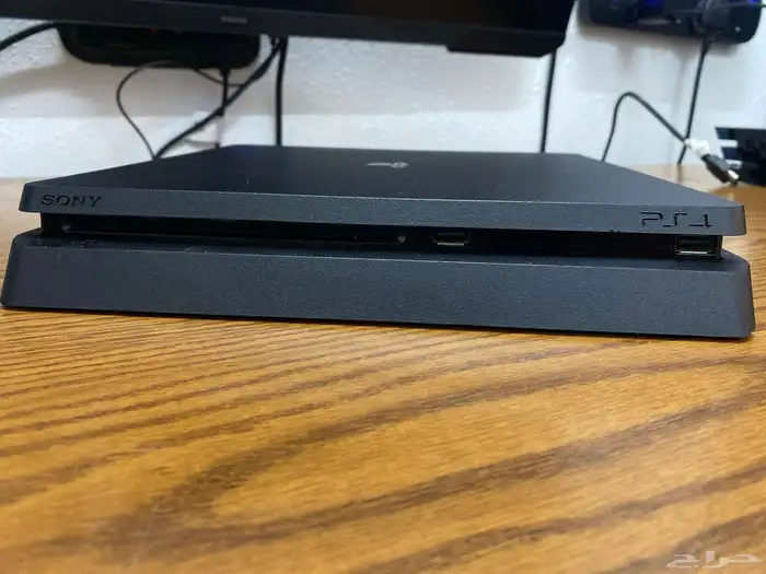 سوني 4 مهكر 2