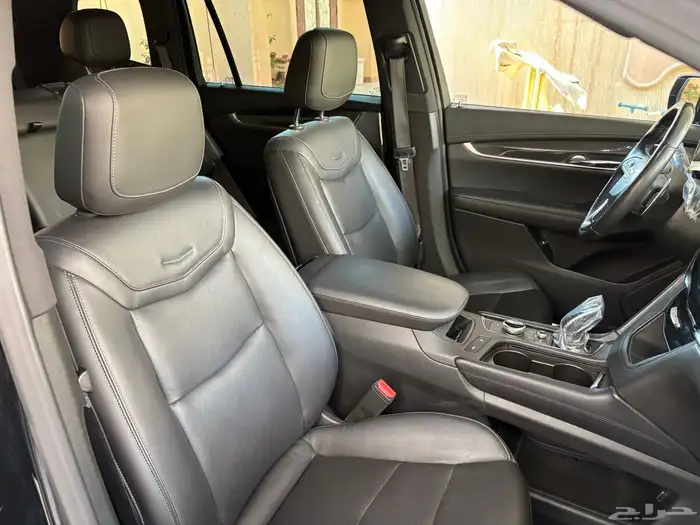 كاديلاك Sport فل الفل مواصفات نادره (ممشى قليل) 11