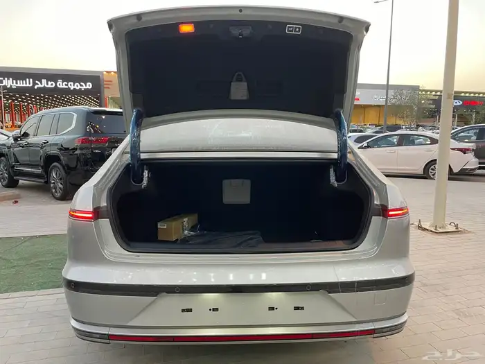 هواندي ازيرا 2026 كلاسيك خليجي داخلي اوف ويت( بنزين) 6سلندر 23