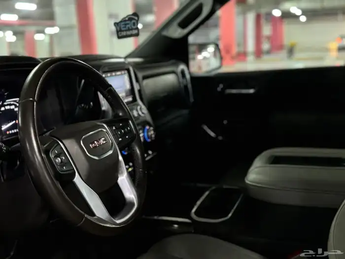 جي ام سي سيراا 10