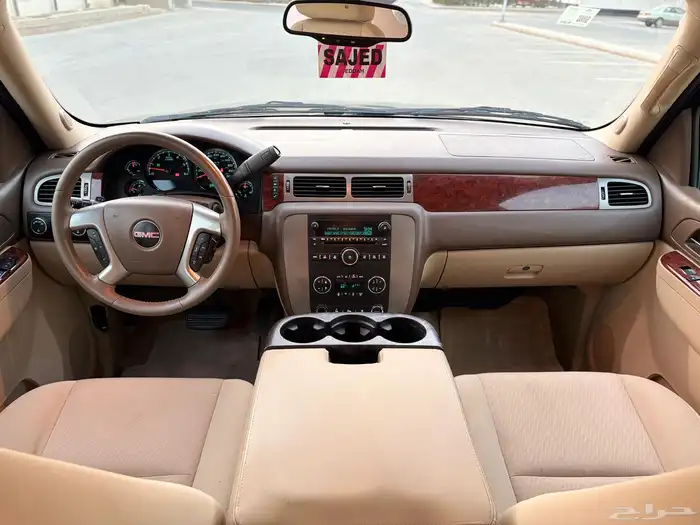 للبيع جي ام سي يوكن 2011 دبل 23