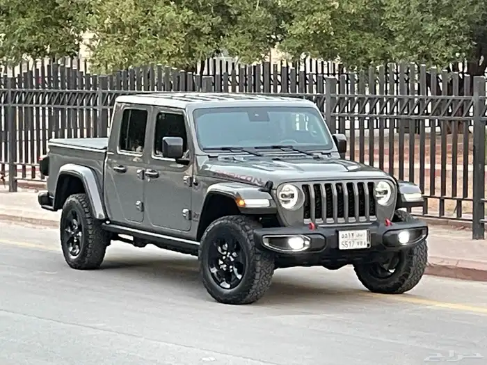 جيب رانجلر جلاديتور 2021 روبيكون نظيف جدا بحال الوكاله 24
