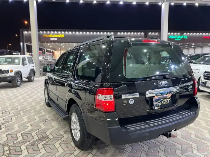 فورد اكسبديشن 2014 بدون بدل سعودي ماشي 130 ميل 5
