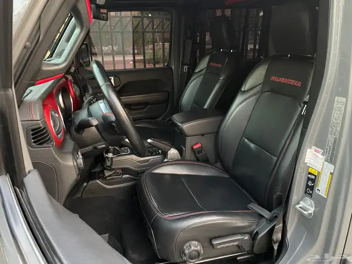 جيب رانجلر جلاديتور 2021 روبيكون نظيف جدا بحال الوكاله 17