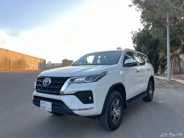 تويوتا فورتشنر 2022 تماتيك 6 سرندل دبل VX سعودي 1