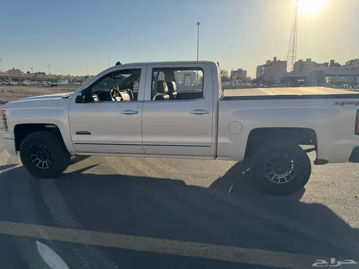 سلفرادو هاي كنتري اعلى فئة 24