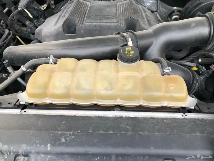 للبيع فورد اكسبيدشن موديل 2019م شاصي قصير XLT مالك أول 15