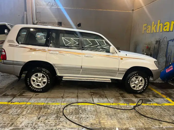 تايوتا صالون 2003 8