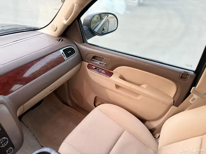 للبيع جي ام سي يوكن 2011 دبل 18