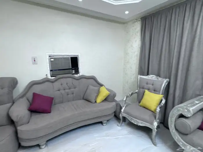 كنب مستعمل نظيف وستاير للبيع 7