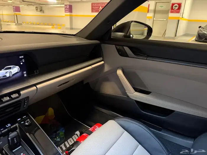 Porsche 911 Carrera 2025 - جديده 28