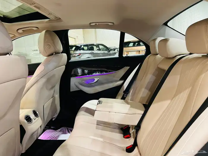 مرسيدس E300 نظيف جدا 8
