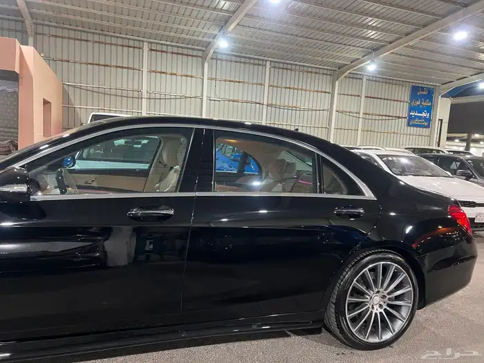 مرسيدس s400 مخزنه عداد 77 الف جفالي 4 ازارير وكاله 6